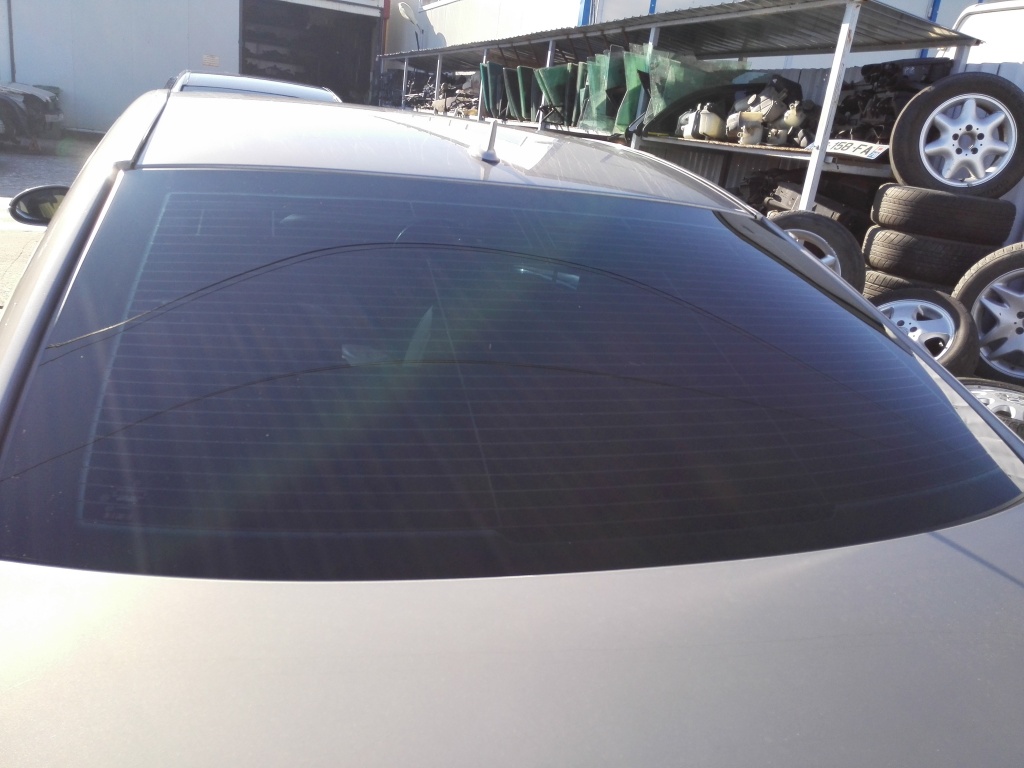 Luneta mercedes S320 CDI w221