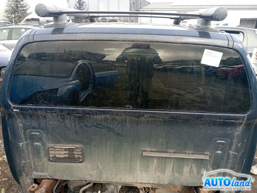 Luneta Nissan NAVARA D40 2004