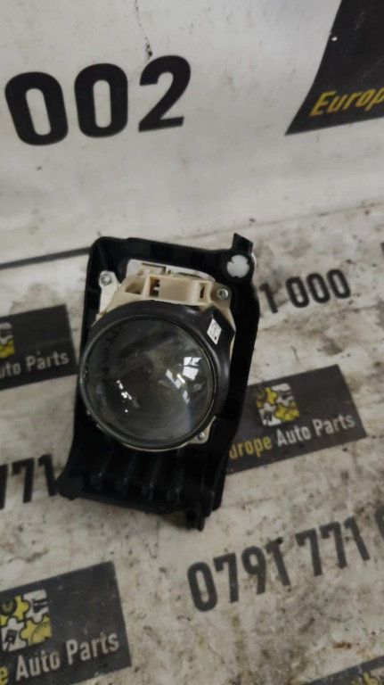 Lupa far dreapta BMW seria 1 E87 E81 2.0 D cod motor N47-D20C ,transmisie manuala,an 2010 cod 893060...