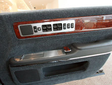 Lux japonez intr-o Toyota Century
