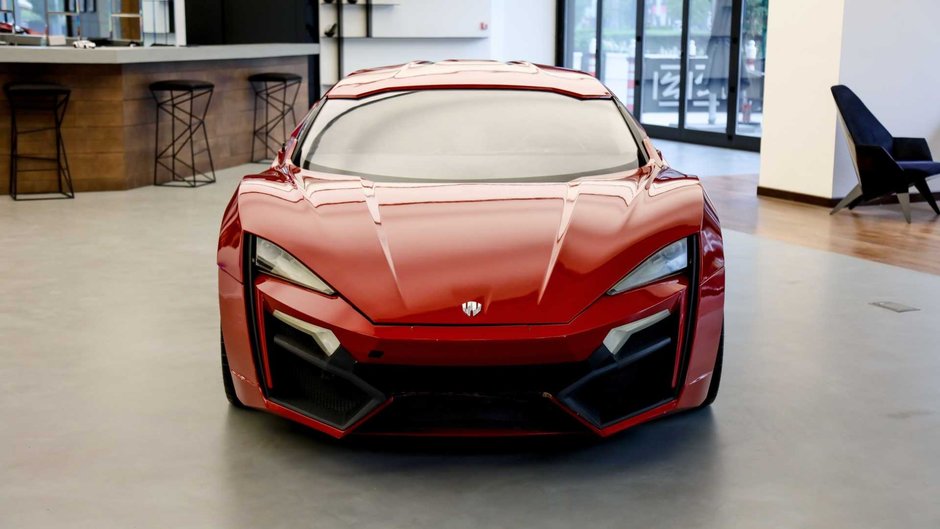 Lykan HyperSport din Fast and Furious 7