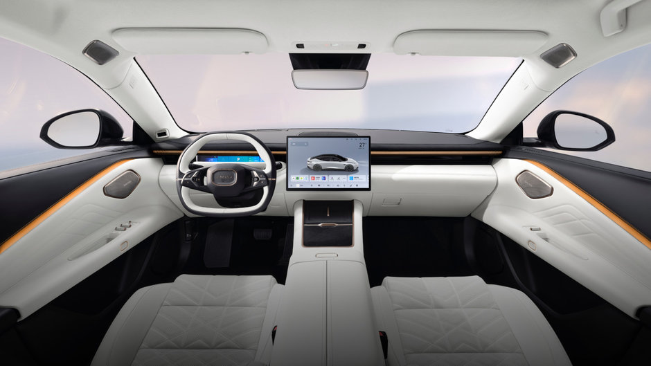 Lynk & Co 10 EM-P