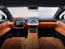 Lynk & Co 10 EM-P