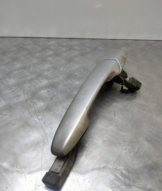 Mâner portiera dreapta spate Lipsa cod Mazda 3