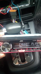 ma ajutati sa montez un casetofon vw passat?