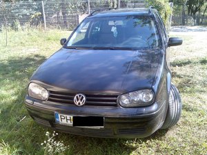 Ma poate cineva ajuta..sa imi spuna cum pot schimba becurile de pozitie..La un VW golf 4 1.9 Tdi din 2006?