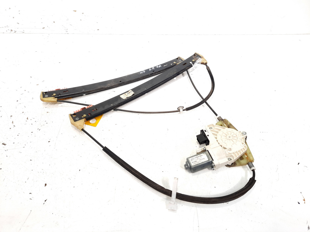 Macara cu motoras dreapta fata, cod 4F0837462D, 4F0959802D, Audi A6 (4F2, C6) (id:544308)