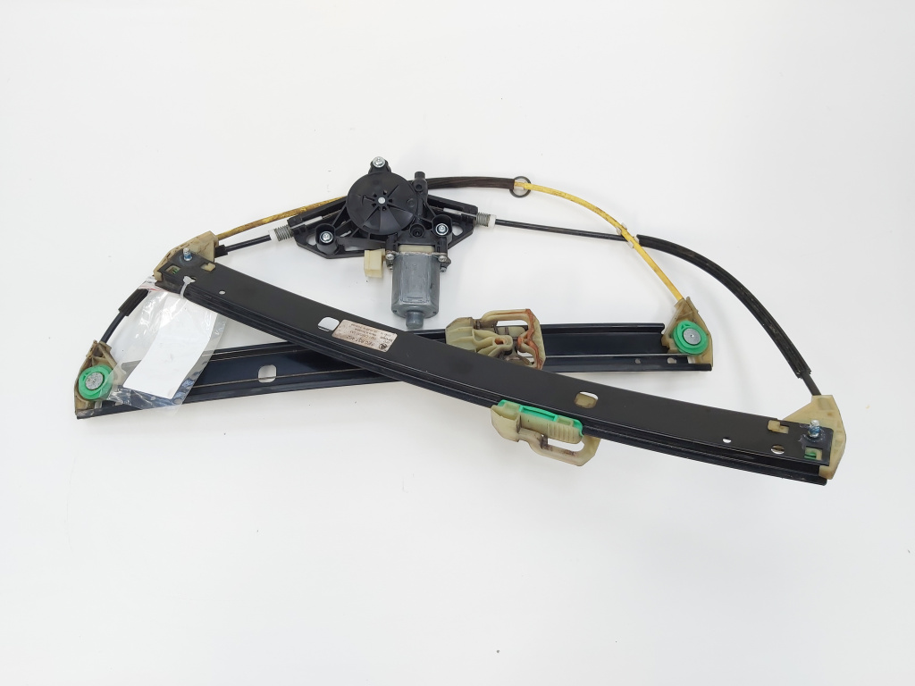 Macara cu motoras dreapta fata, cod 5E0837462, Skoda Octavia 3 Combi (5E5) (id:661589)