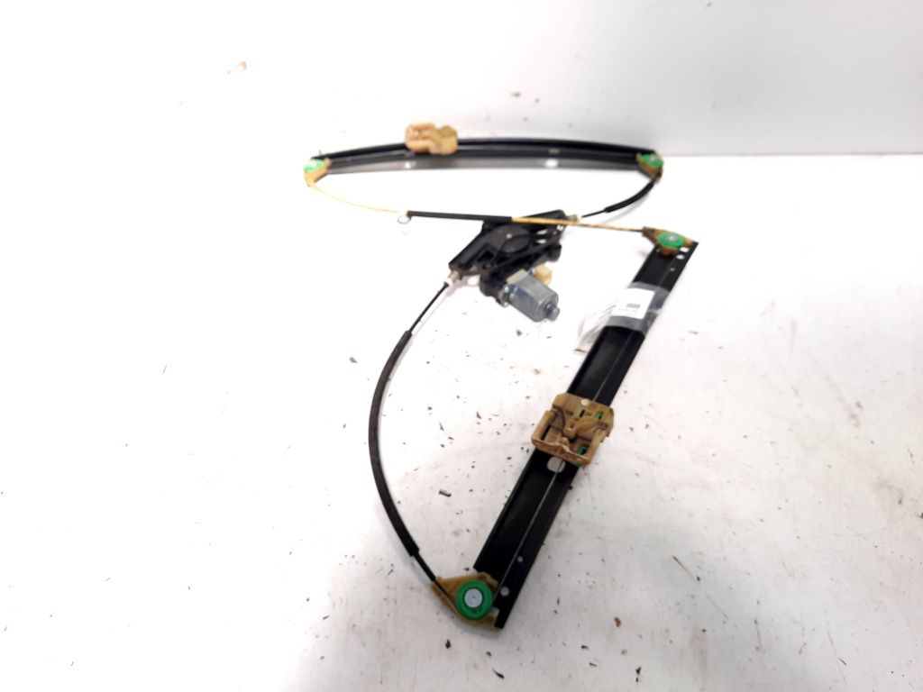 Macara cu motoras dreapta fata, cod 5E0837462B, Skoda Octavia 3 Combi (5E5) (idi:543464)