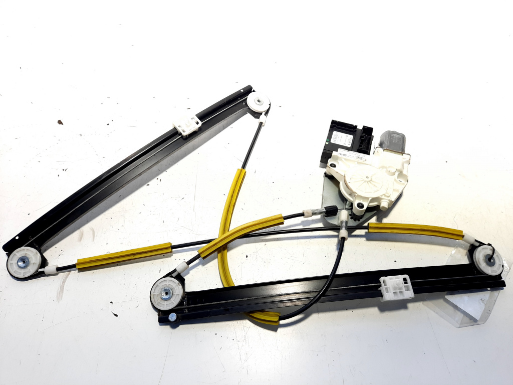 Macara cu motoras dreapta fata, cod 8P0959801H, Audi A3 (8P1) (id:511863)