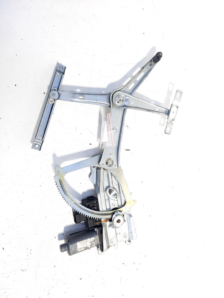 Macara cu motoras dreapta fata, cod GM13101481, Opel Astra H (id:521906)