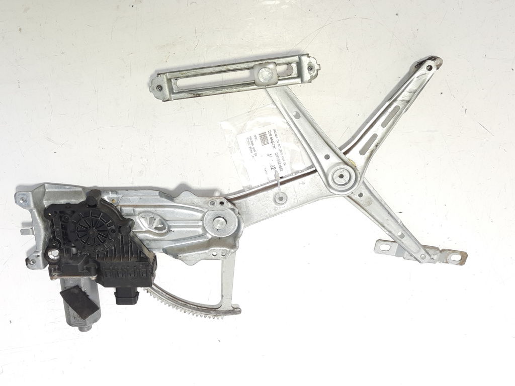 Macara cu motoras dreapta fata, cod GM90521882, Opel Astra G (id:489652)