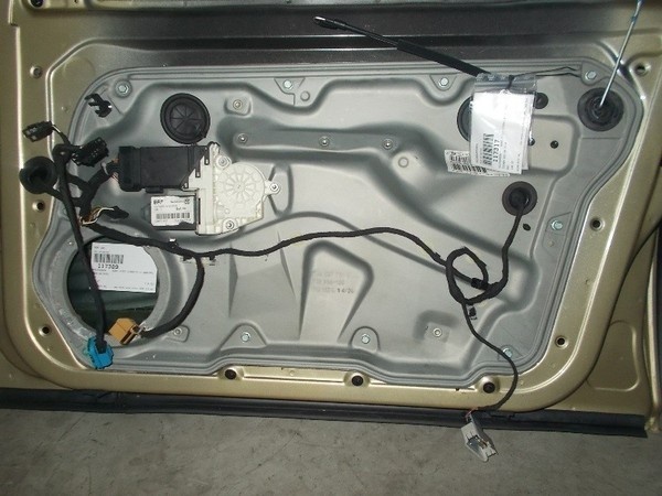 Macara cu motoras dreapta fata Vw Bora 1J2 1998-2005