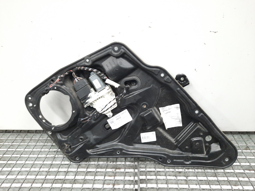 Macara cu motoras dreapta spate, cod 5N0839462A, 5N0959704F, Vw Tiguan (5N) (id:456038)