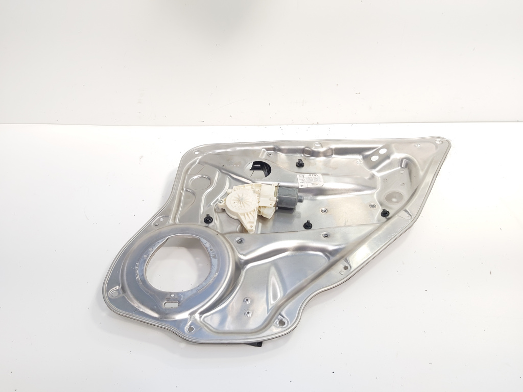Macara cu motoras dreapta spate, cod A2048204302, Mercedes Clasa C (W204) (id:693315)