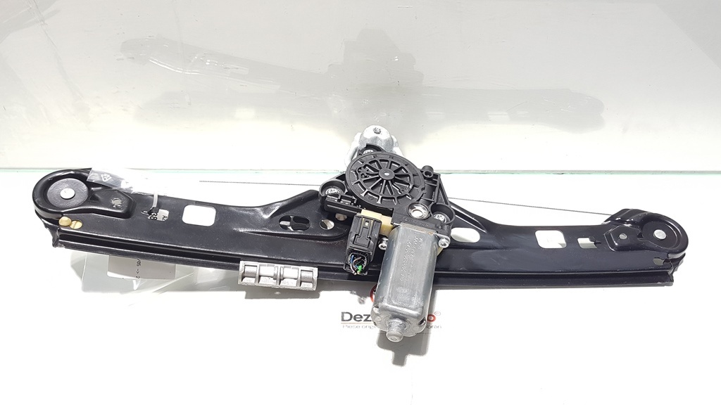Macara cu motoras dreapta spate, Mercedes Clasa C (W203) cod A2038203042 (id:386371)