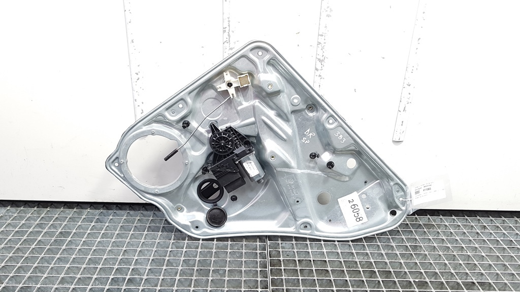 Macara cu motoras dreapta spate, Vw Passat (3B3) [Fabr 2001-2004] (id:411583)