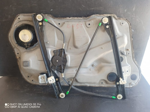 Macara cu motoras fata dreapta VW Golf 4 COD-1J4837756F / 1c1959802a