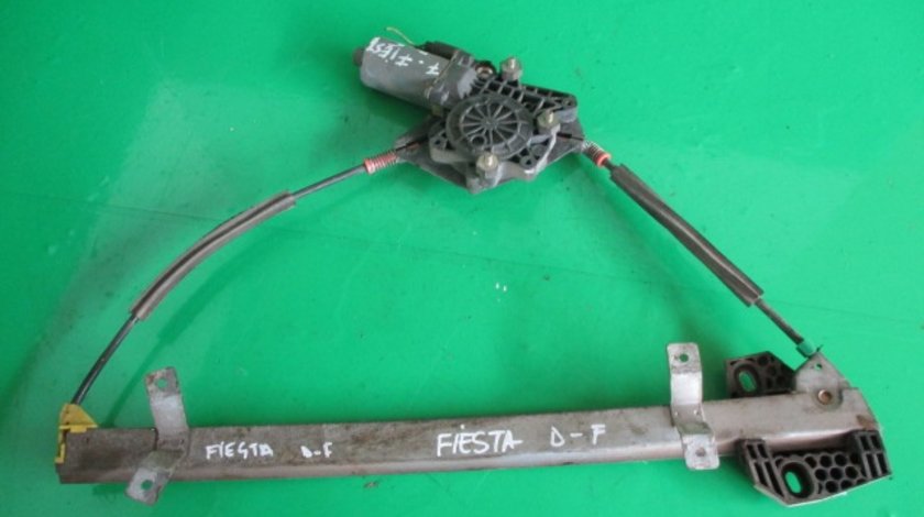 MACARA CU MOTORAS GEAM USA DREAPTA FATA FORD FIESTA 1.1 FAB. 1996 BENZINA