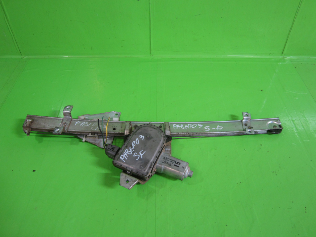 MACARA CU MOTORAS GEAM USA STANGA FATA MITSUBISHI PAJERO SHOGUN III 4X4 FAB. 1999 – 2007 ⭐⭐⭐⭐⭐
