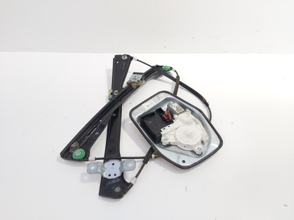 Macara cu motoras stanga fata, cod 1K5837461B, VW Golf 5 Variant (1K5)(id:686916)