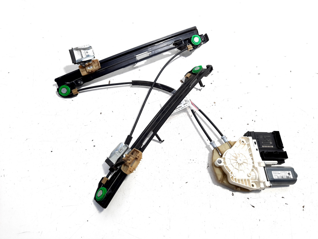 Macara cu motoras stanga fata, cod 1P0837401D, Seat Leon (1P1) (id:525985)