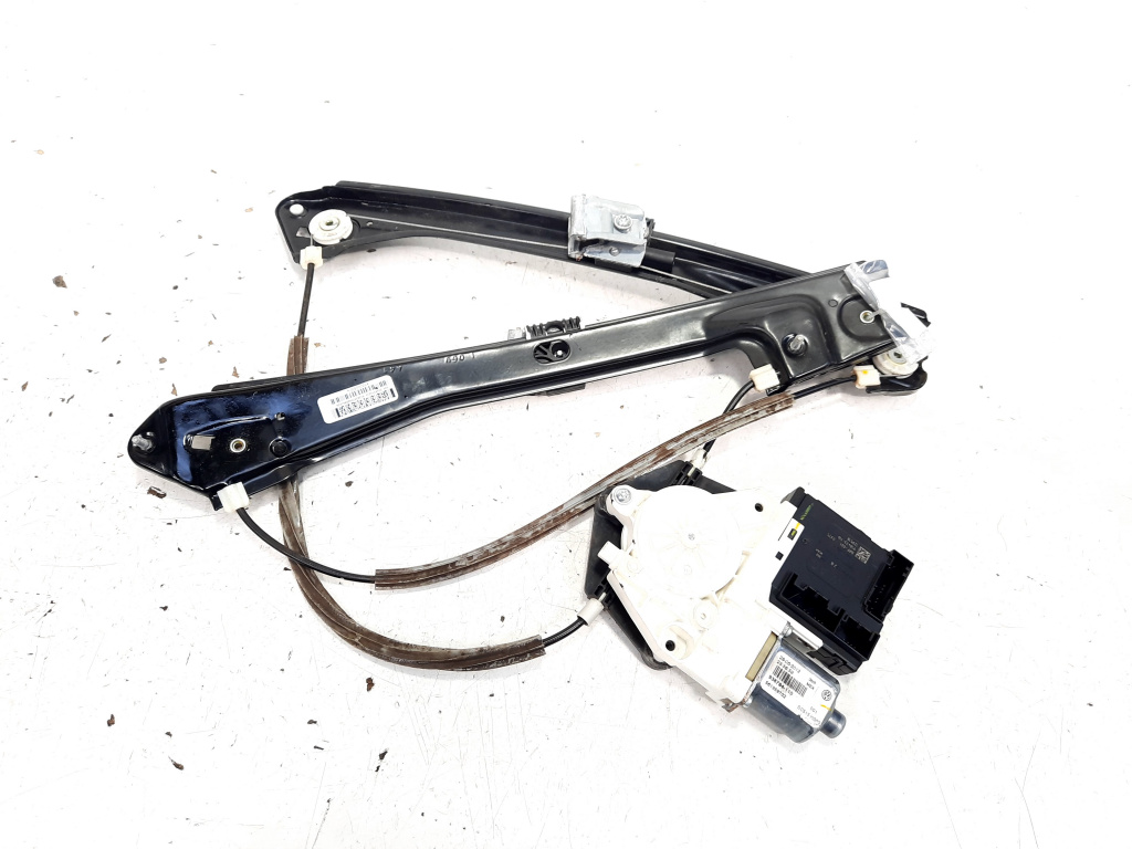 Macara cu motoras stanga fata, cod 5C6837461E, Vw Jetta 4 (6Z) (id:544947)