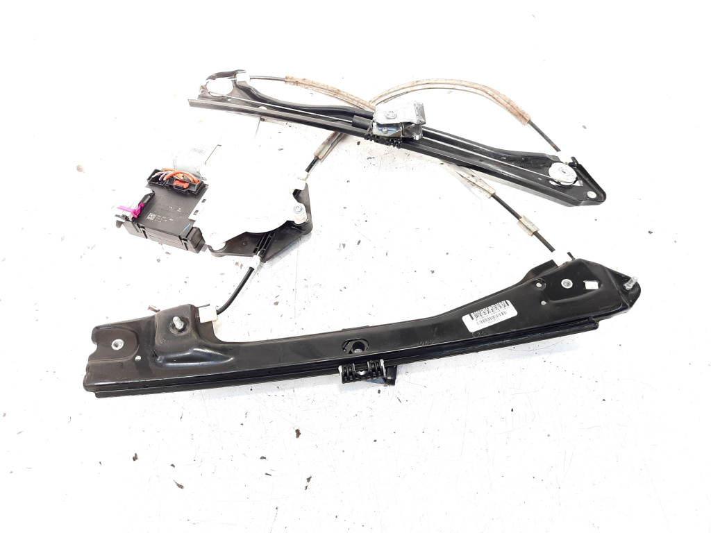 Macara cu motoras stanga fata, cod 5C6837461K, Vw Jetta 4 (6Z) (id:547288)