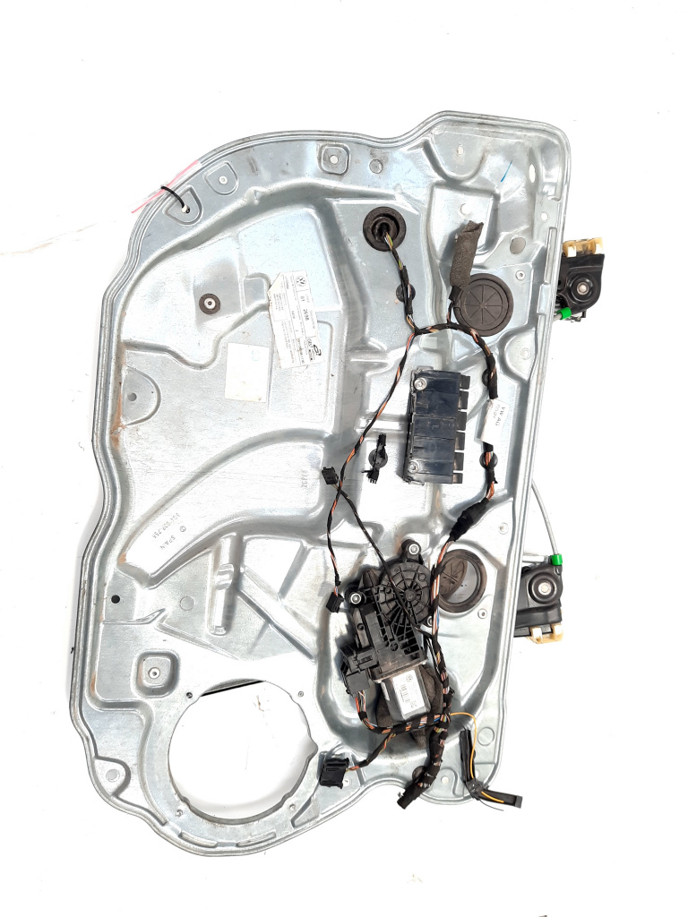 Macara cu motoras stanga fata, cod 6Q4837755, Vw Polo (9N) (id:519186)
