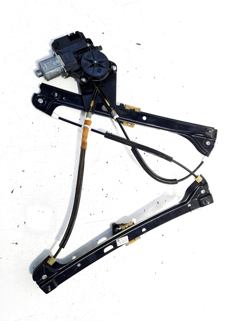 Macara cu motoras stanga fata, cod 6RS837461, VW Polo sedan (6R) (idi:517693)