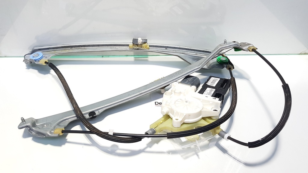 Macara cu motoras stanga fata, Renault Laguna 3, cod 807310003R (id:388151)