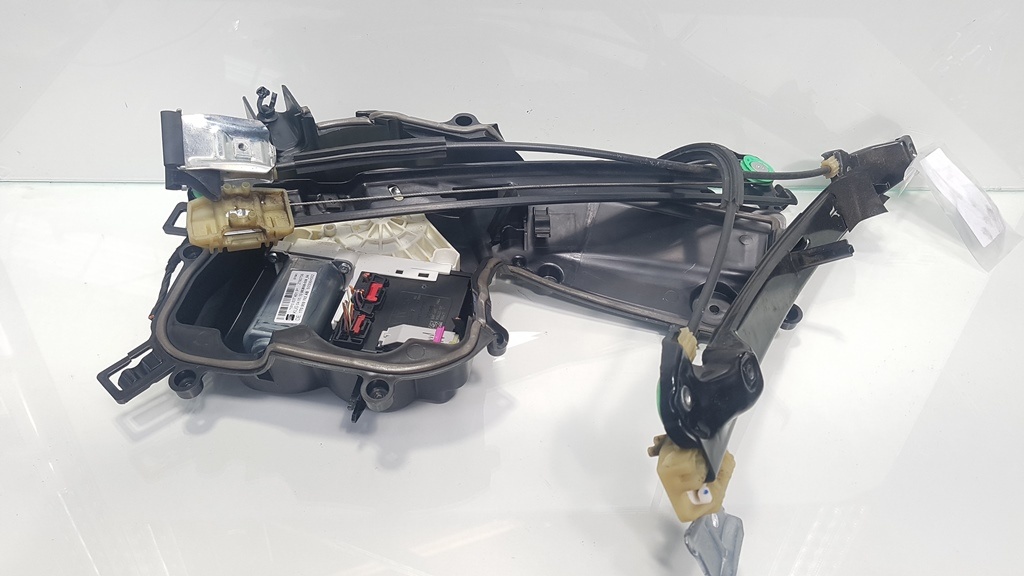 Macara cu motoras stanga fata, Seat Leon (1P1) cod 1P0837401T (id:363227)