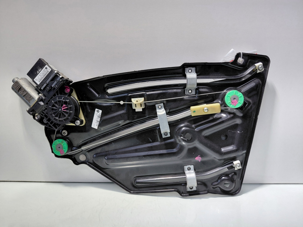 Macara cu motoras stanga spate, cod 1Q0839401B, 1Q0959703A, Vw Eos (1F7, 1F8) (id:289373)