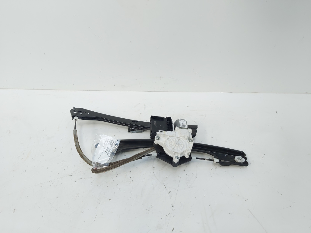 Macara cu motoras usa dreapta fata, cod 5C6837462K, VW Jetta 4 (6Z) (id:660527)