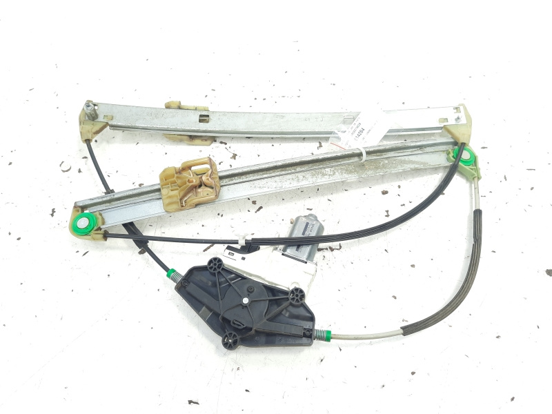 Macara cu motoras usa dreapta fata, cod 8R0837462B, Audi Q5 (8RB) (id:614264)