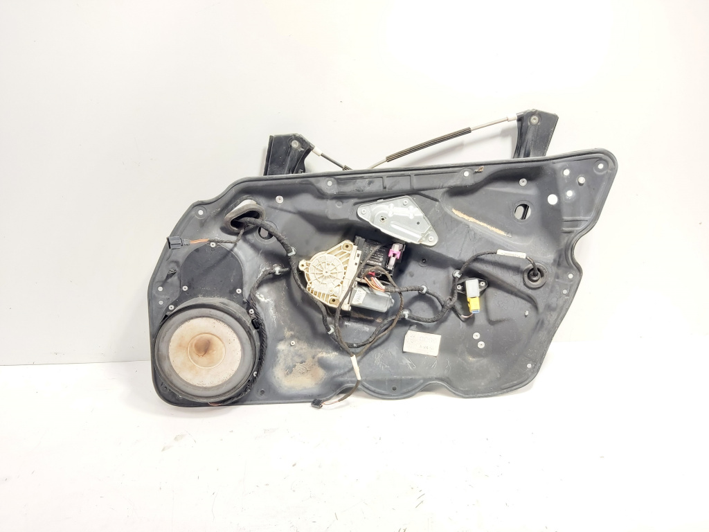 Macara cu motoras usa dreapta fata, Vw Passat Variant (3C5) (id:699454)