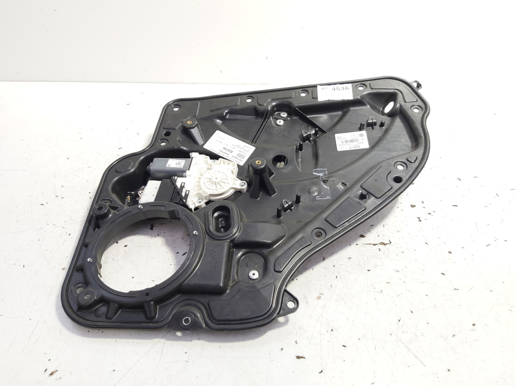 Macara cu motoras usa dreapta spate, cod 5K4839730J, Vw Golf 6 (5K1) (id:624744)