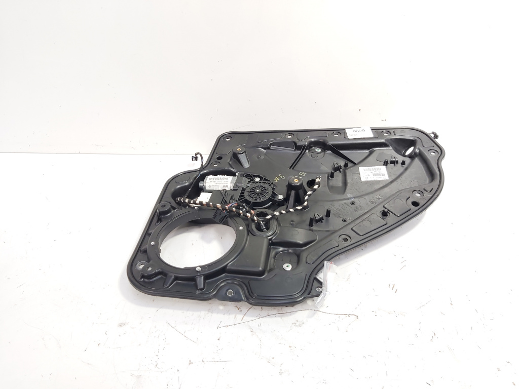 Macara cu motoras usa dreapta spate, cod 5K4839730J, VW Golf 6 (5K1) (id:699655)