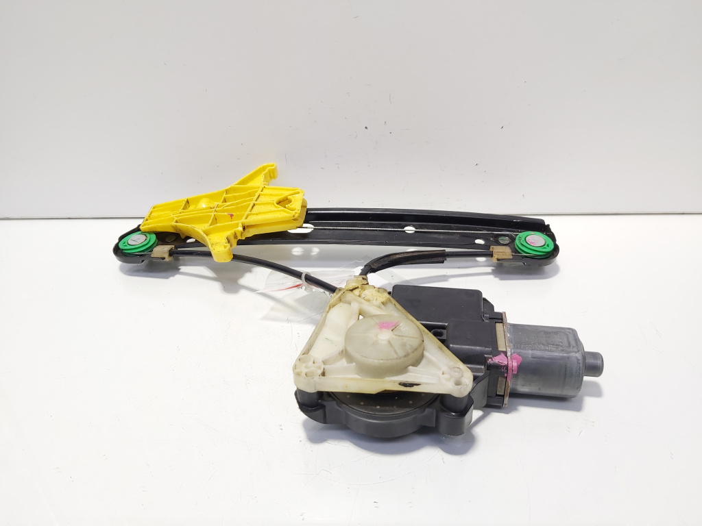 Macara cu motoras usa dreapta spate, Vw Polo (6R) (id:627355)