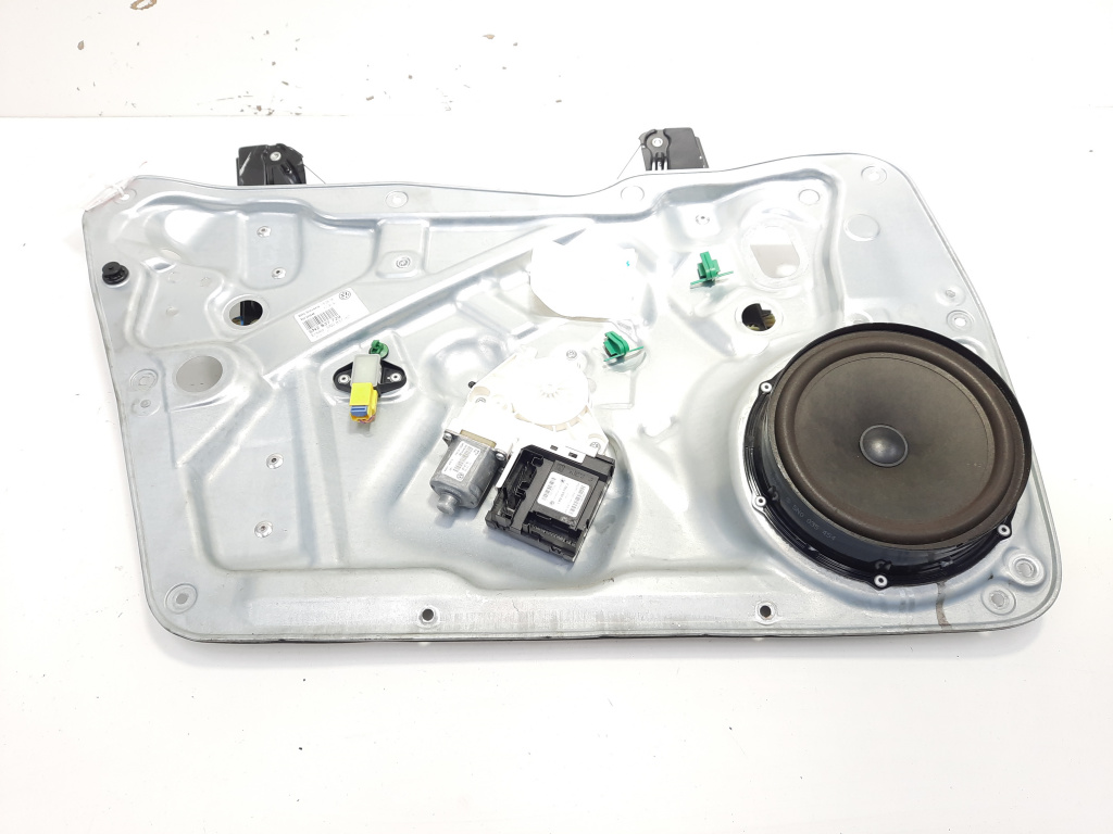 Macara cu motoras usa stanga fata, cod 5N0837755, VW Tiguan (5N) (id:556719)