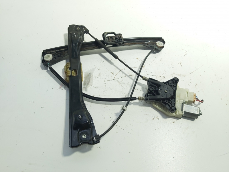 Macara cu motoras usa stanga fata, Skoda Rapid Spaceback (NH1) (idi:699328)