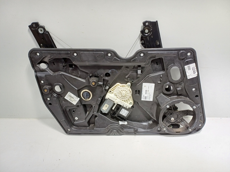 Macara cu motoras usa stanga fata, VW Golf 6 (5K1) (id:642498)