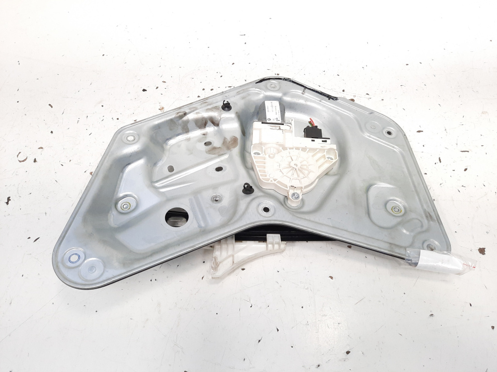 Macara cu motoras usa stanga spate, cod 5L0839401A, Skoda Yeti (5L) (id:606243)