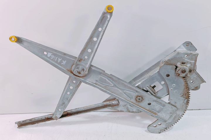 Macara Dreapta Fata 8200157006 Renault Kangoo [1998 - 2003]