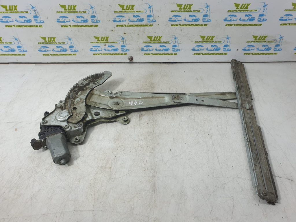 Macara dreapta fata 83560-63j00 Suzuki SX4 [facelift] [2009 - 2014] 1.6 ddis 9HX