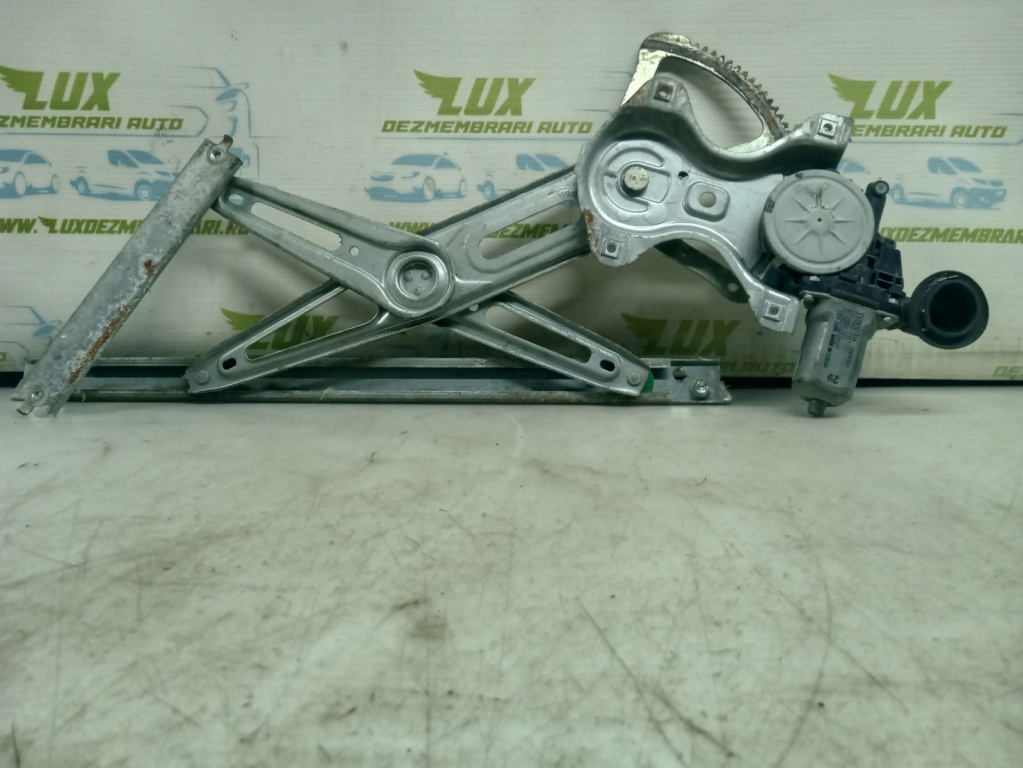 Macara dreapta fata 857100D100 Toyota Yaris XP9 [2005 - 2009]