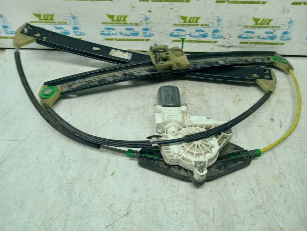 Macara dreapta fata 8k0959802a Audi A4 B8/8K [2007 - 2011]