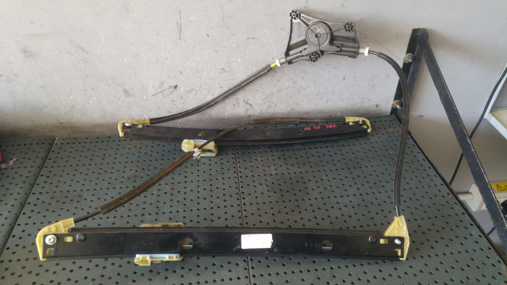 Macara dreapta fata audi a6 c7 4g