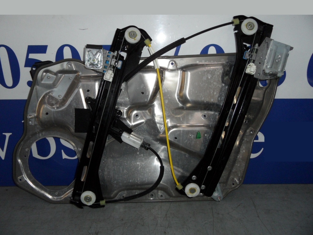 Macara dreapta fata CLS W218