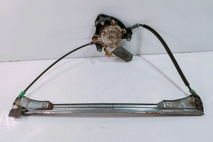 Macara dreapta fata cu motoras 8200169095 Renault Clio 2 [facelift] [2001 - 2005]